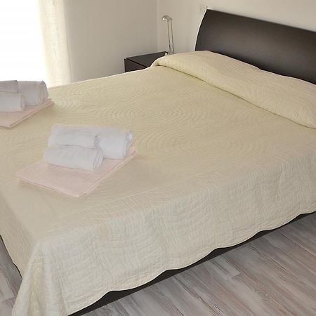 Residenza Alle Torri With Pool Torri Del Benaco Exteriér fotografie